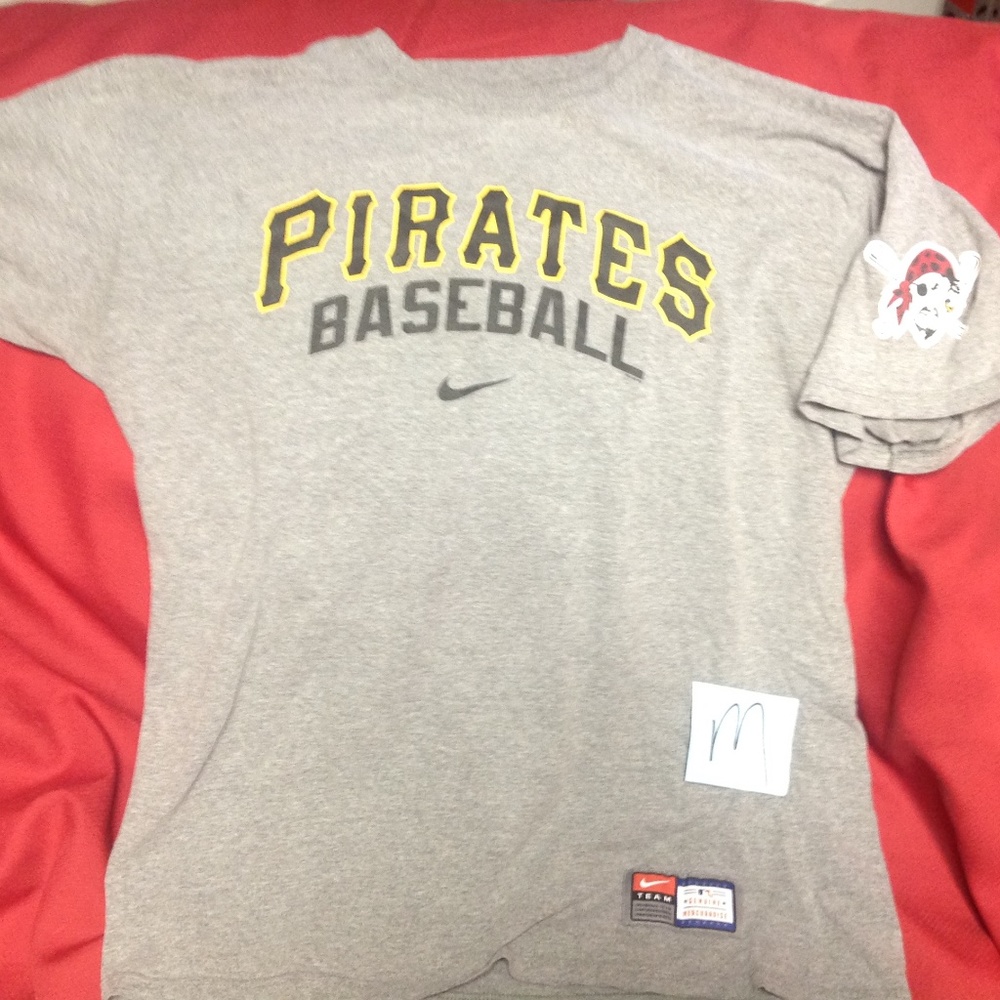 MLB Pittsburgh Pirates tshirt